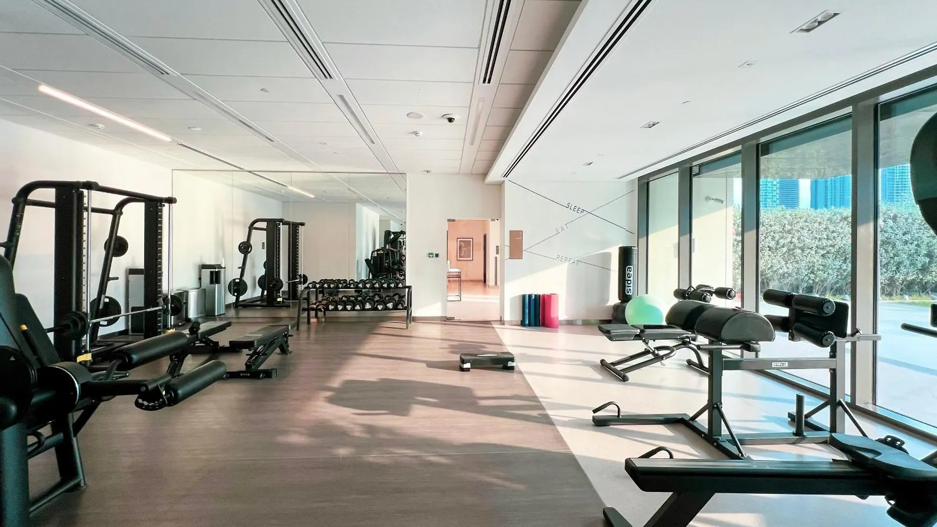 Stunning Burj Views New Luxe 2Br Dubai Mall Access