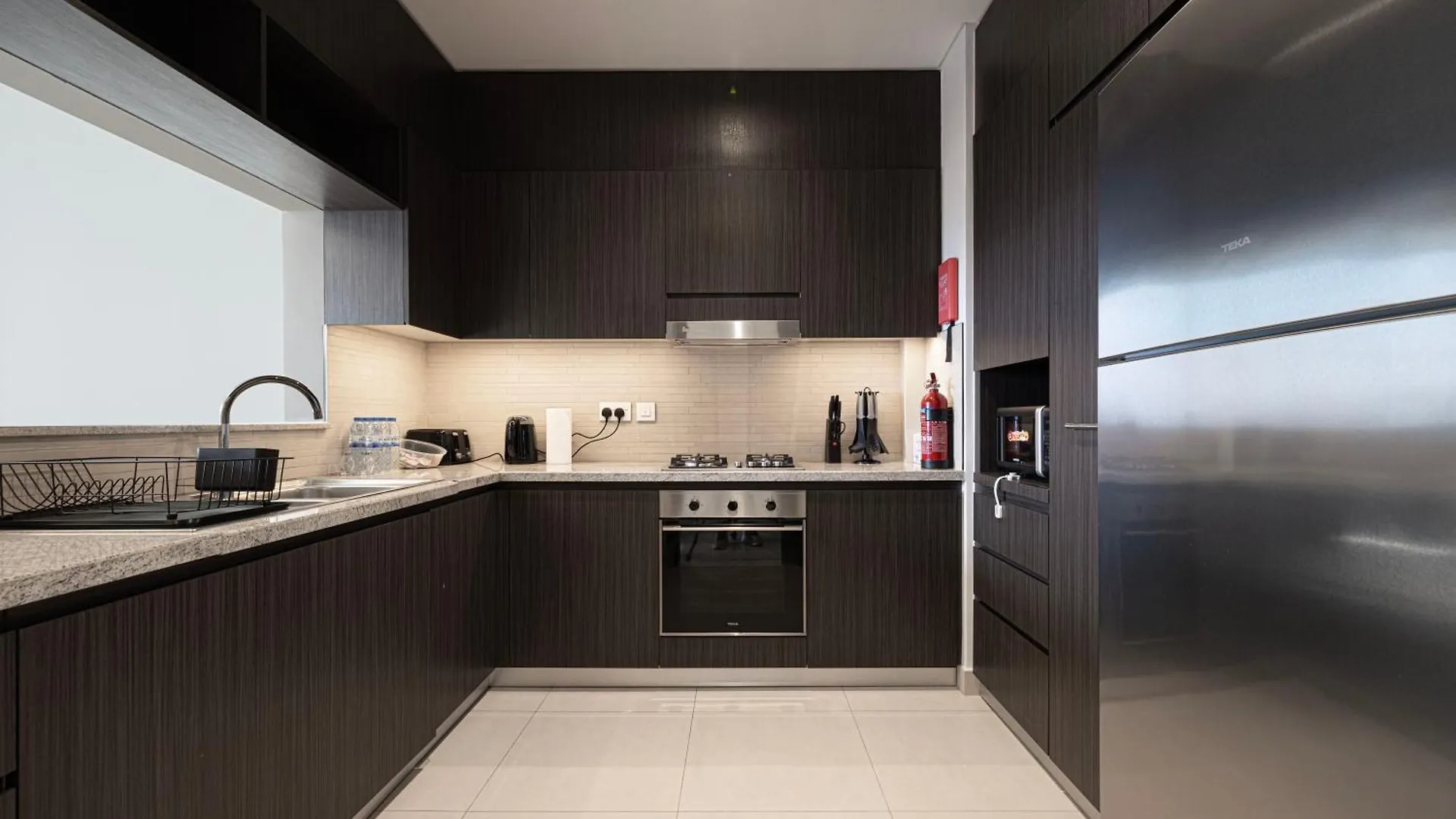 Stunning Burj Views New Luxe 2Br Dubai Mall Access