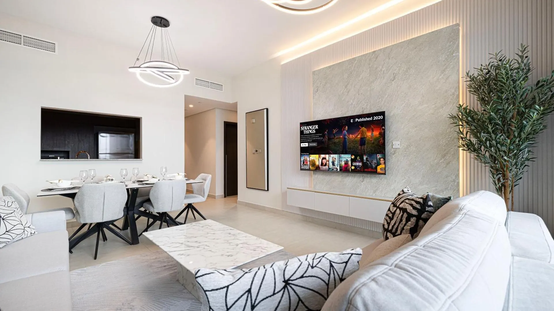 Stunning Burj Views New Luxe 2Br Dubai Mall Access 0*,  United Arab Emirates