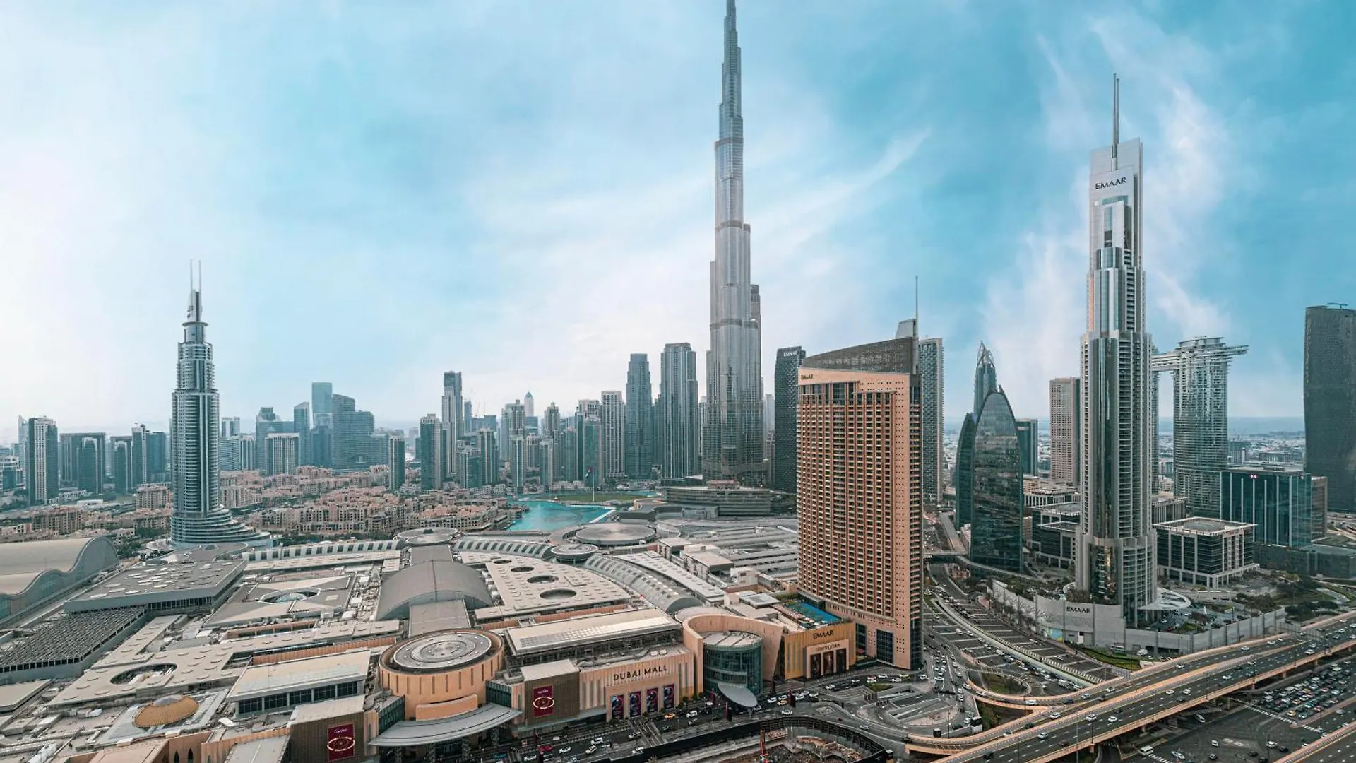 Stunning Burj Views New Luxe 2Br Dubai Mall Access Apartment